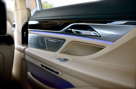 BMW 750 Li interior design – Dubaicravings.com