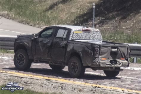 2023 Chevy Colorado & GMC Canyon Spied From Over A Mile Away | GM ...