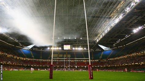 Six Nations 2013: Millennium Stadium roof will be closed - BBC Sport