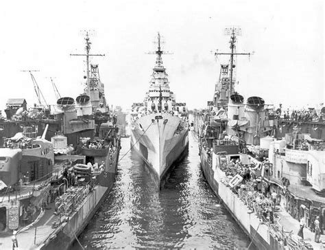 USS Canberra (CA-70): Photos, History, Specification