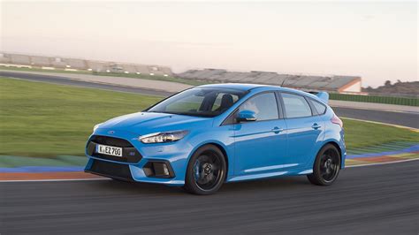 Ford focus rs turbo review