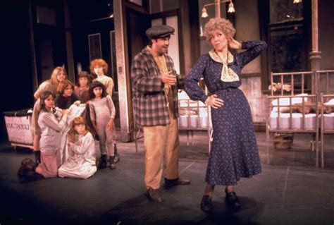 Look Back at Andrea McArdle and the Original Cast of Annie on Broadway ...