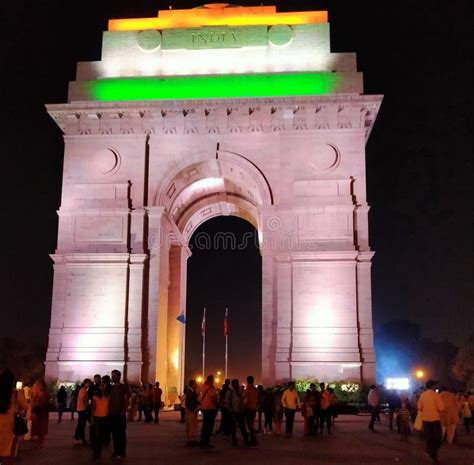 India Gate, Delhi, India- February 27, 2020: Peoples Are Exploring The ...