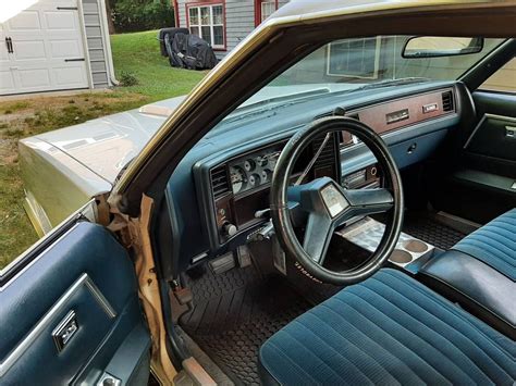 el camino interior | Barn Finds