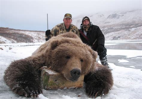 Kodiak Bear Hunting | Alaska | Larsen Bay Lodge