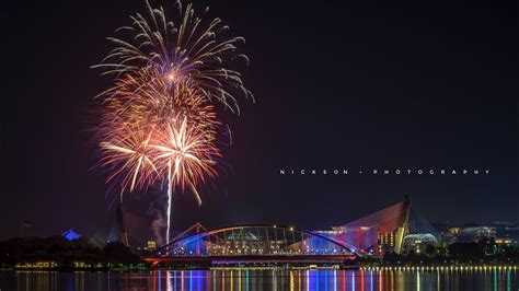 Merdeka Fireworks 2022 on Putrajaya - YouTube