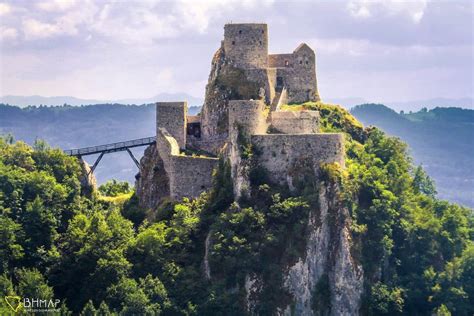 Srebrenik Fortress, Bosnia & Herzegovina : europe