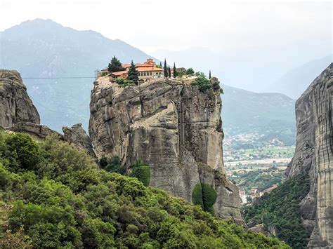 About Meteora Monasteries - hopin.gr