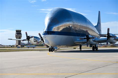 Super Guppy lands at Tinker > Air Force Materiel Command > Article Display