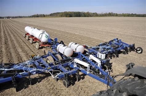 Legacy Anhydrous Ammonia Fertilizer Applicator - Blu-Jet Fertilizer