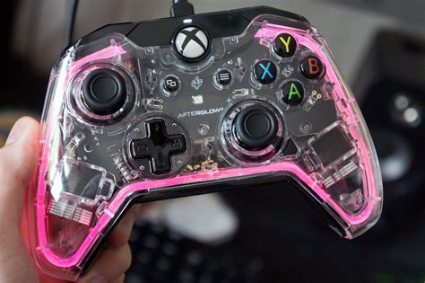 Afterglow's Xbox One controller lights up the real world in style ...