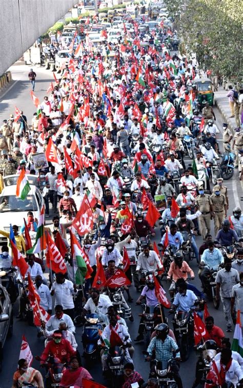 Jan massive protest in support of farmers againsts farm laws at Lal ...