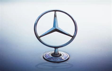 Mercedes-Benz Logo Symbol History | Mercedes-Benz Durham