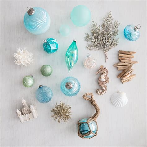 Bring the Beach Inside: It's a Coastal Christmas Tree | Beachy ...