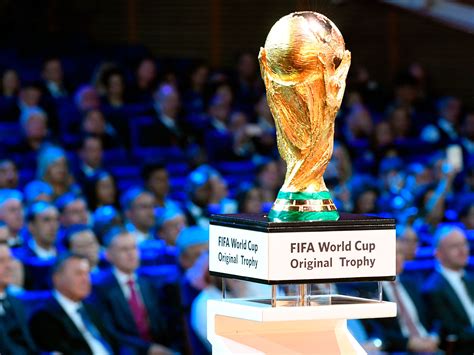 The history of FIFA World Cup trophy - soccerinmymind.com