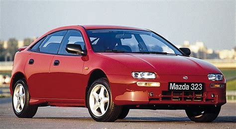 Mazda 323 Hatchback 1994 - 1997 reviews, technical data, prices