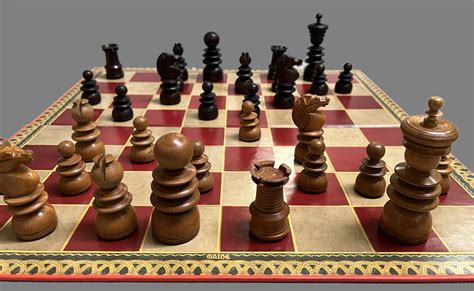 Large Antique Saint George Style Chessmen - ChessAntiques.com