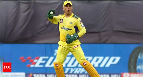 MS Dhoni to remain Chennai Super Kings captain for IPL 2023: Report ...