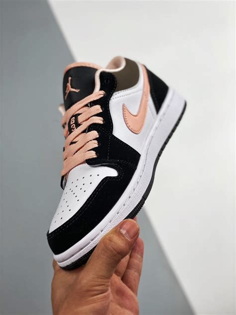 Air Jordan 1 Low Peach Mocha For Sale – Sneaker Hello