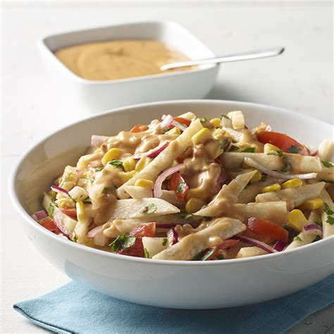 SINGKAMAS SALAD WITH CITRUS PEANUT DRESSING - Skippy® Brand Peanut Butter