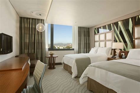 Hilton Windhoek | Rates & Prices | Safari Travel Plus