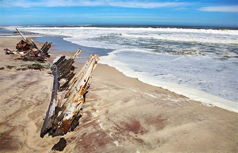 Skeleton Coast, Welcome to The Gates of Hell in Africa! - Traveldigg.com