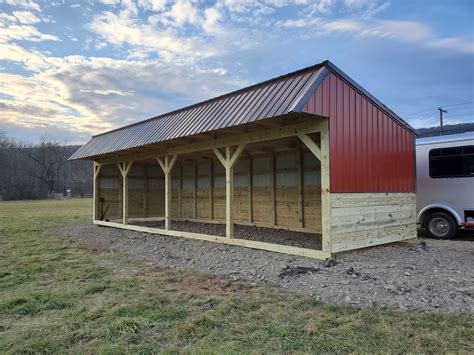 Deluxe Shelters | Horse shelter, Livestock shelter, Pasture shelter