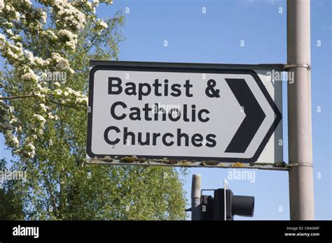 Church Road Sign High Resolution Stock Photography and Images - Alamy