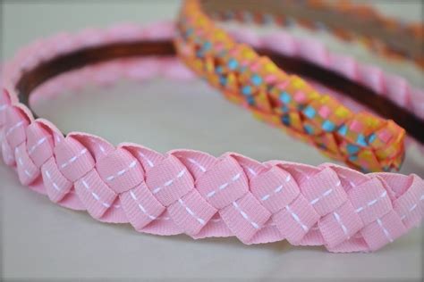 Awesome Crafts Made with Ribbons