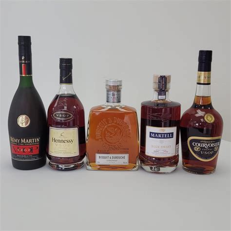 Cognac Bottle Gift Box - Delivery To Toronto And Ontario - 180 Drinks