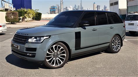 Range Rover Vogue - Grey Gloss wrap | WrapStyle