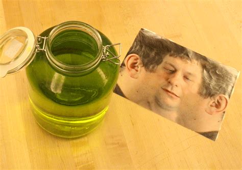 A Photograph of Your Face in a Jar Makes for a Creepy Halloween Prank