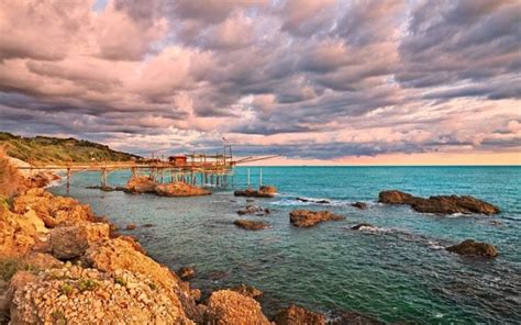 Abruzzo Beaches | Blue Flag Beaches in Abruzzo Adriatic Coast ⛱