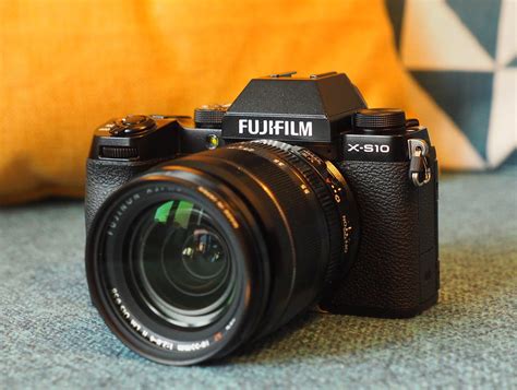 Fujifilm X-S10 Review - GearOpen.com