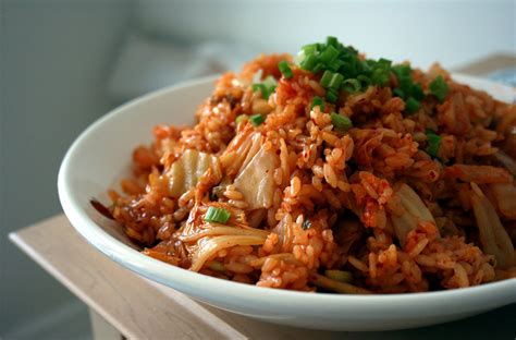 Kimchi Fried Rice (Kimchi Bokumbap) Recipe