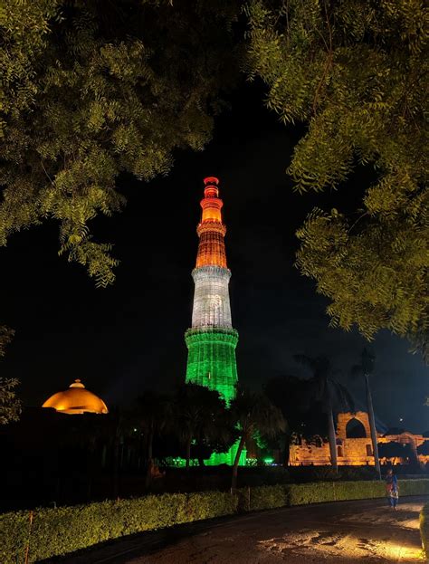 Qutab Minar at Night - lit up in Tricolour [OC] - 1024 x 1347 : india