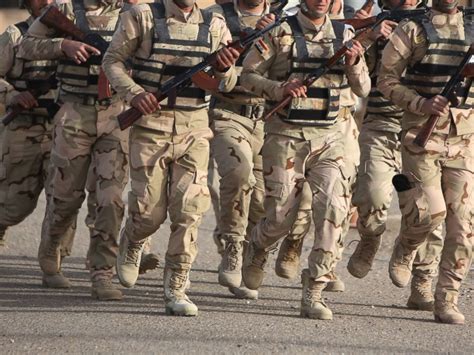 ISIS Fighters Attack Iraqi Base Wearing Iraqi Army Uniforms - ABC News