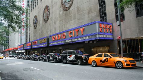 Sixt focuses on luxury rentals and top service in U.S.: Travel Weekly