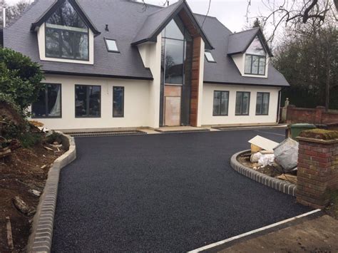 Tarmac Driveways | Diamond Driveways - Driveways in Essex, London ...