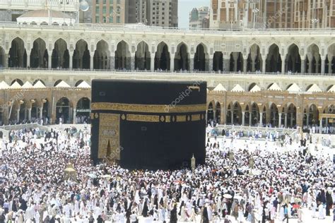 Masjid Al-Haram – Stock Editorial Photo © shahreen #30792901