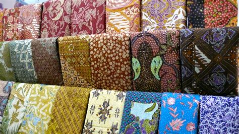 Indonesian batik prints | Indonesian batik, Batik prints, Batik