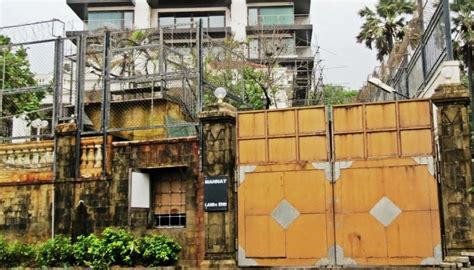 Mannat, Shahrukh Khan House: Price, Inside Tour, Address, Photos ...