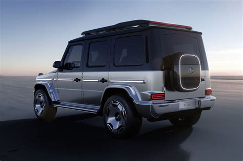 Mercedes Electrifies the Venerable Gelandewagen Overland Expo