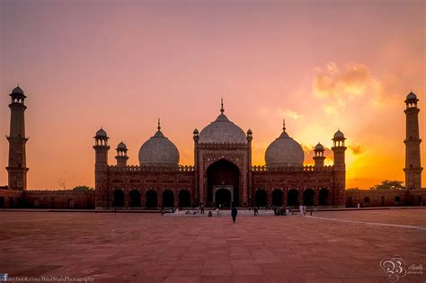 Badshahi Mosque Wallpapers - Wallpaper Cave