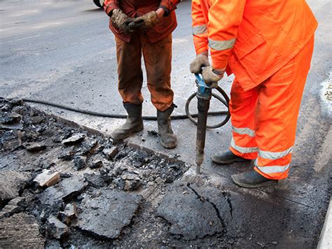 Asphalt Resurfacing Vs. Asphalt Replacement | Tolliver & Curl