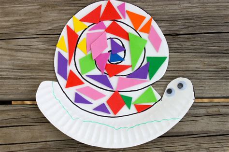 Paper Plate Snail in 2020 | Snail craft, Crafts, Paper plate crafts