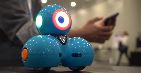 Smart toys help kids prepare for high-tech future - CBS News