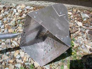 Homemade Sand Flea Rake - HomemadeTools.net