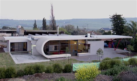 Beam House / Uri Cohen Architects | ArchDaily