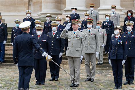 French military caps : r/uniformporn